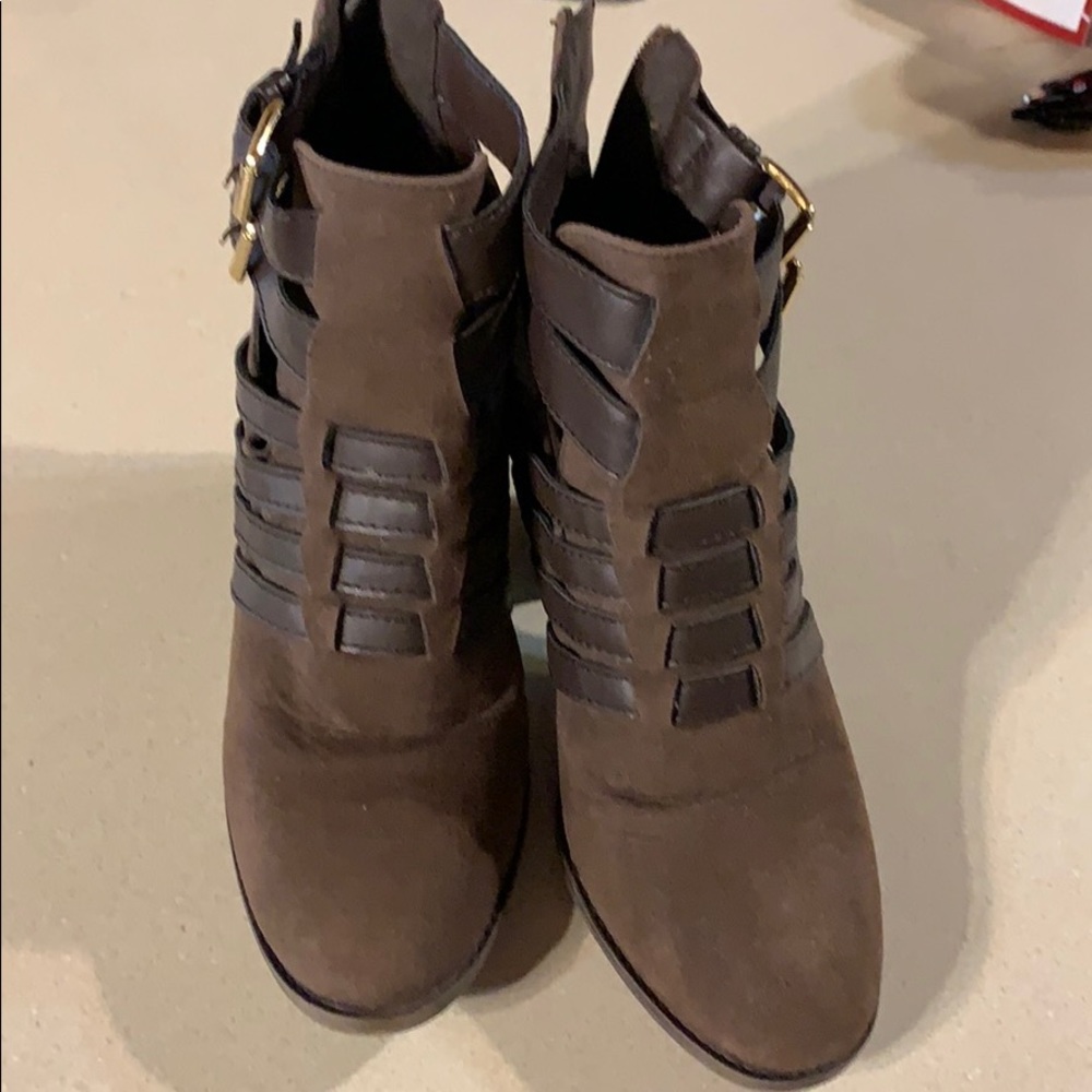 Ankle boots